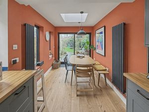 Photo 8- click for photo gallery